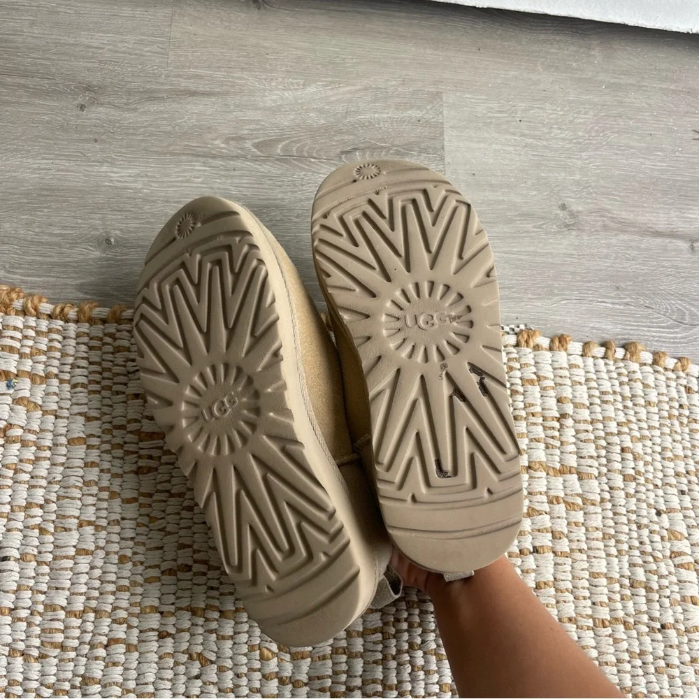 UGG Classic Ultra Mini Tan Boots - Picture 4 of 6